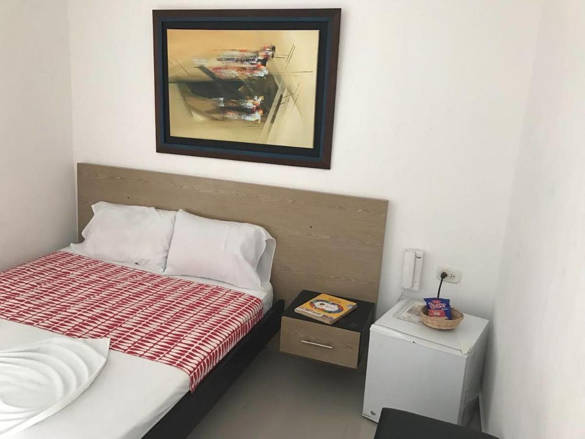 Hotel Madrid Deluxe Neiva Eksteriør bilde